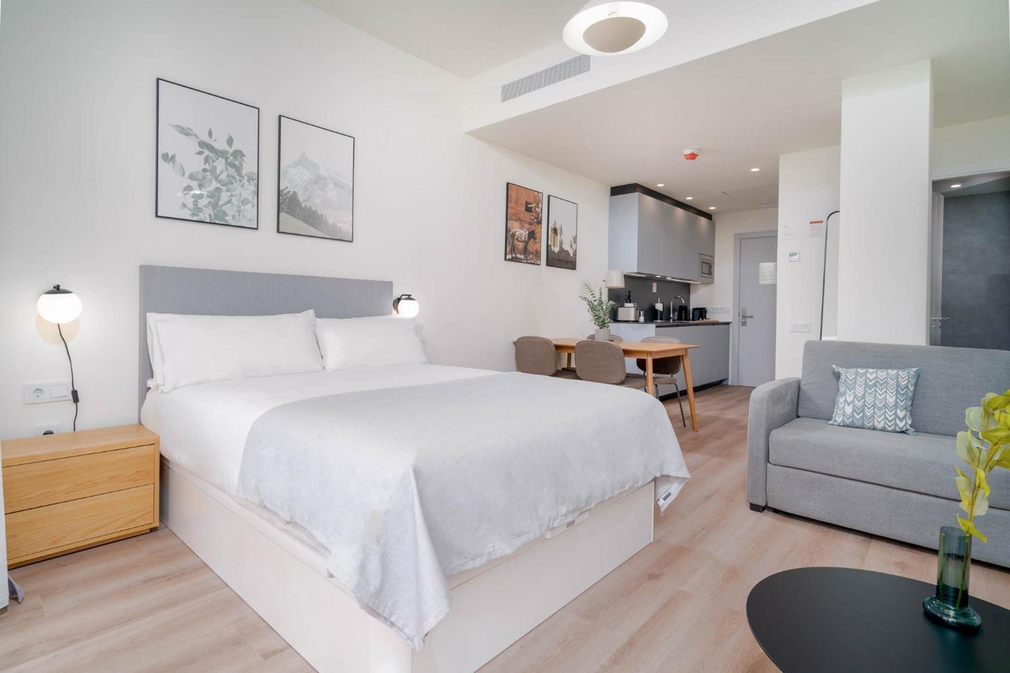 Limehome Valencia Carrer De Sant Jacint Kültér fotó