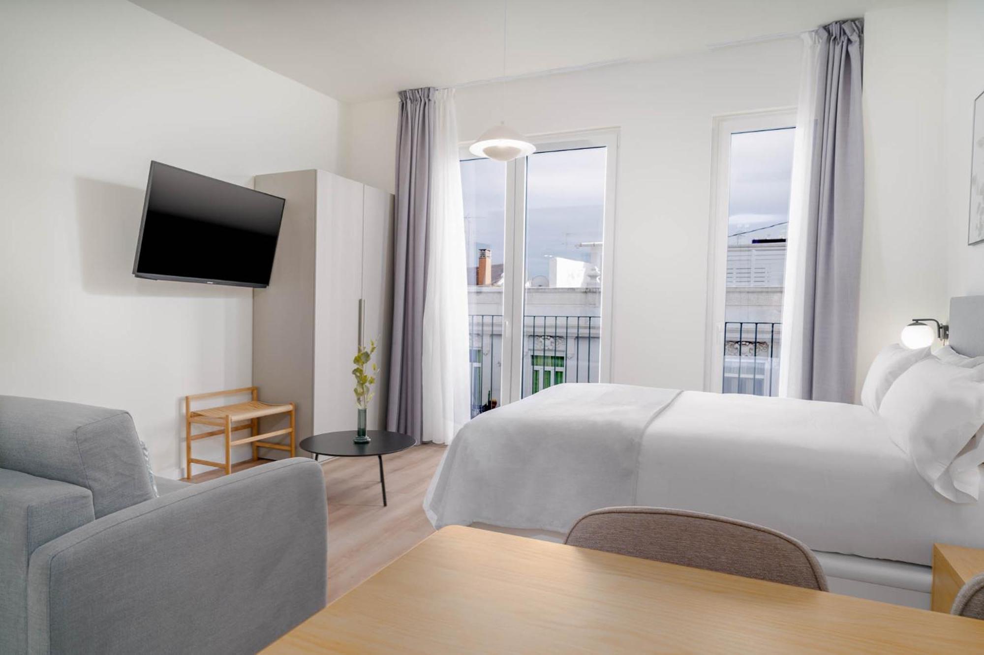 Limehome Valencia Carrer De Sant Jacint Kültér fotó