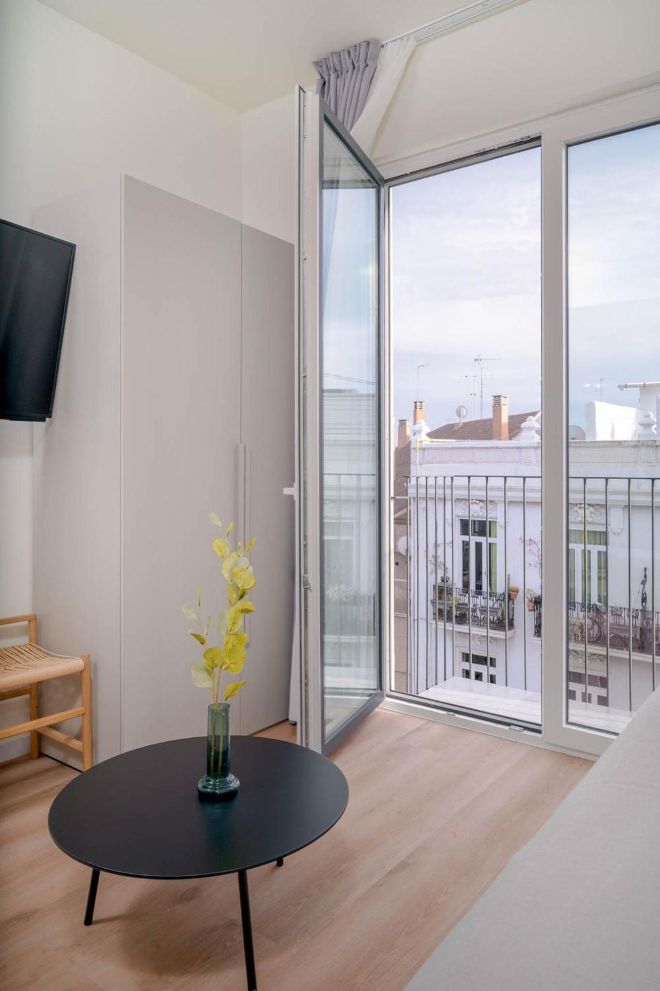 Limehome Valencia Carrer De Sant Jacint Kültér fotó
