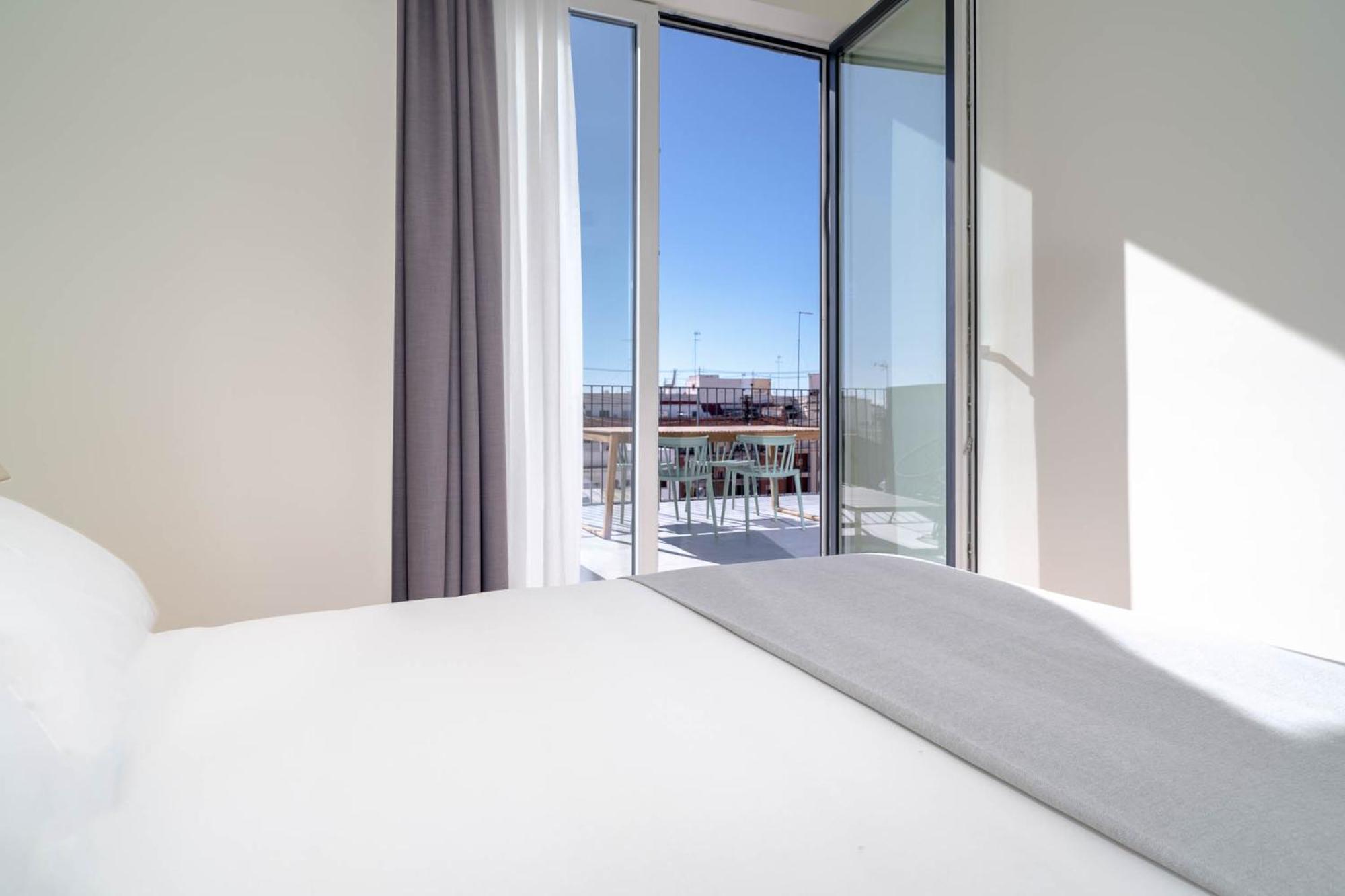 Limehome Valencia Carrer De Sant Jacint Szoba fotó